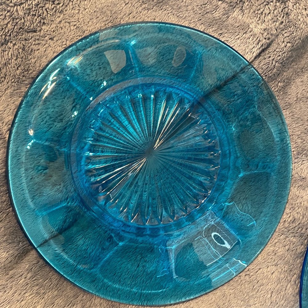 Vintage 9in Aqua/Turquoise Glass plates set of two